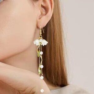 Flower Dangle Drop Earrings – Cute Pearl Floral Stud Earrings